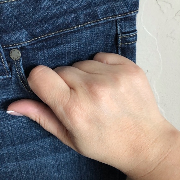 Paige Verdugo Ankle Skinny Jeans - Picture 4 of 10